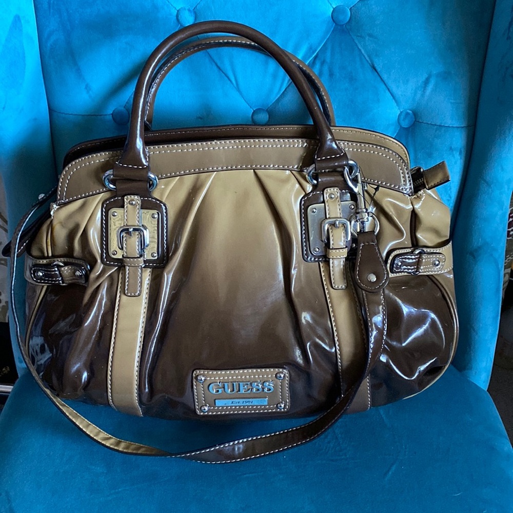GUESS SHOULDER BAG
